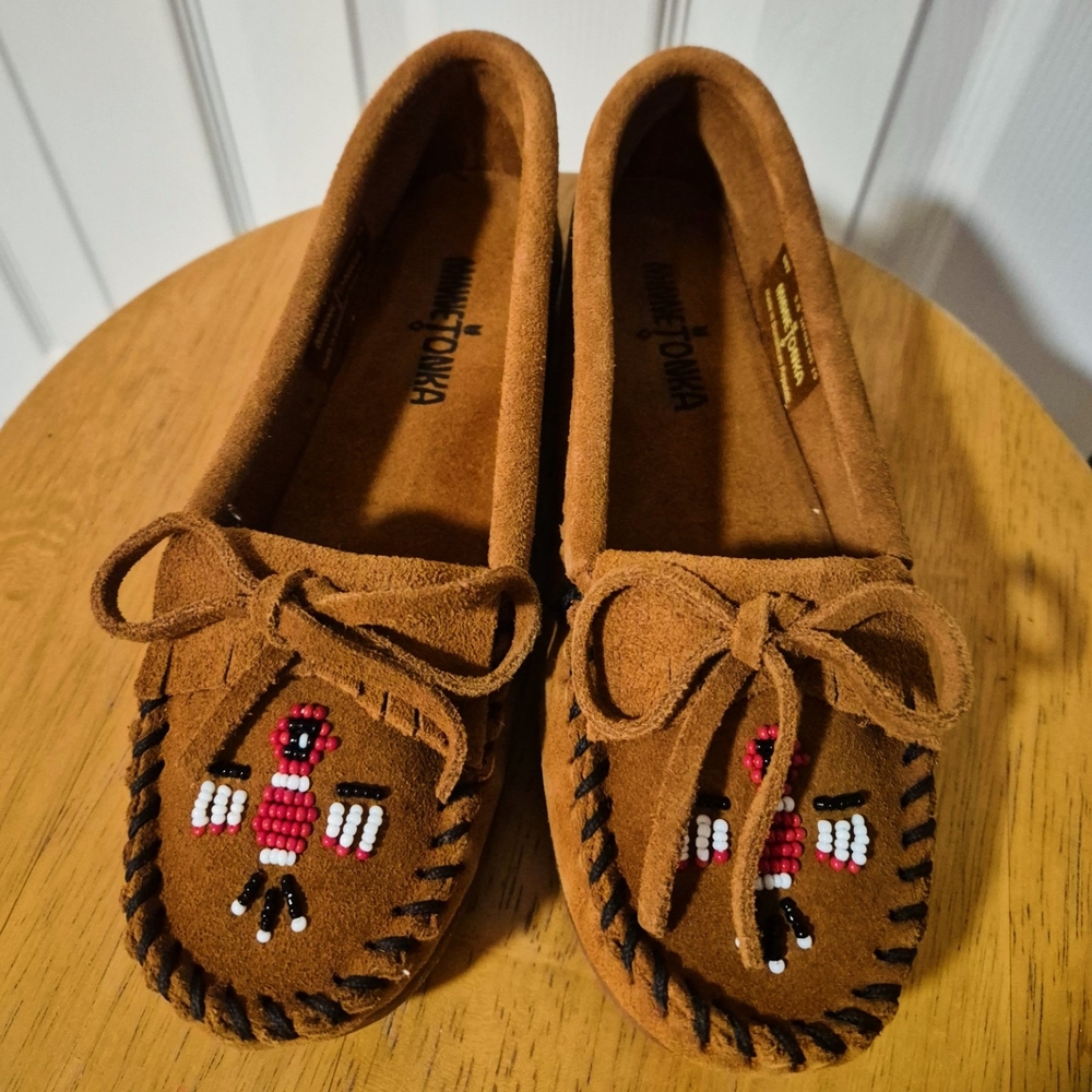 Minnetonka Kids Tan Moccasins with Beaded Design